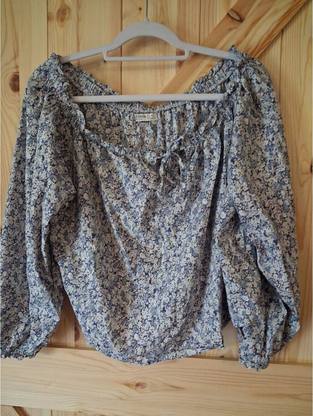 Arizona XL Floral Long Sleeve Blouse